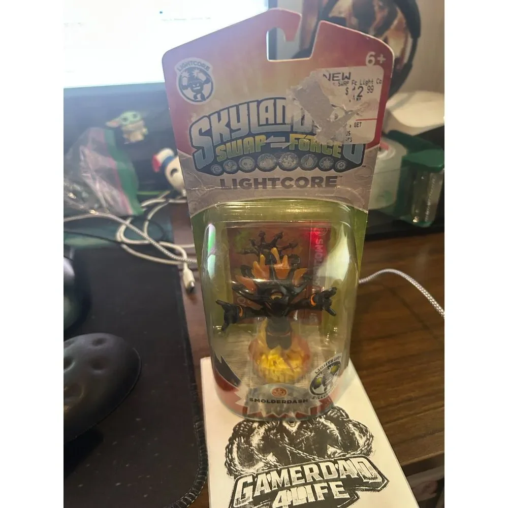 Skylanders SWAP Force LightCore Smolderdash (Boxed)